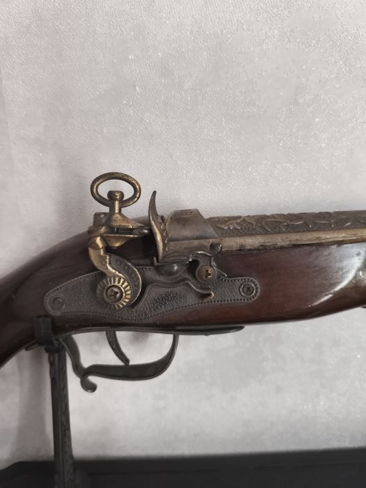 Сувенирный пистоль 17 века