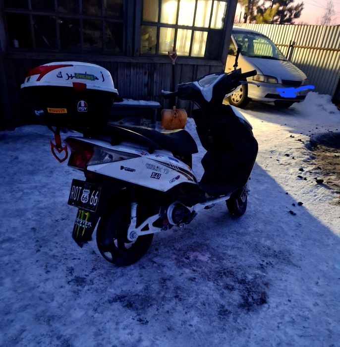 Продам м8 мопед 150куб