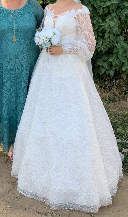 Продам эксклюзивное свадебное платье