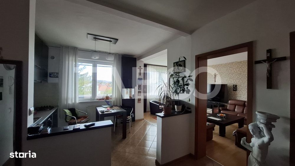 Apartament 2 camere de vanzare decomandat 62 mp zona Siretului Sibiu