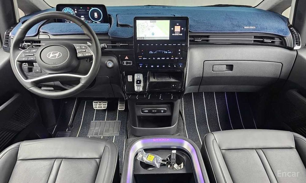 Hyundai Staria 2024