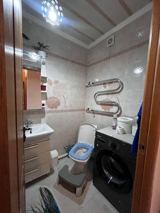 Продам 2 х ком кв 11 мкр 29 дом