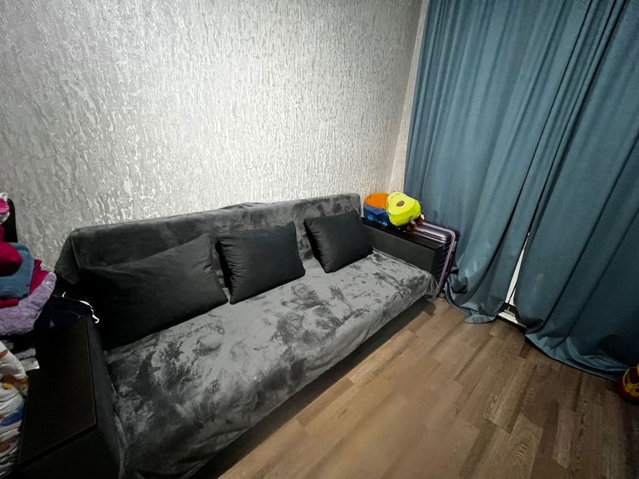 Продам диван есть торг