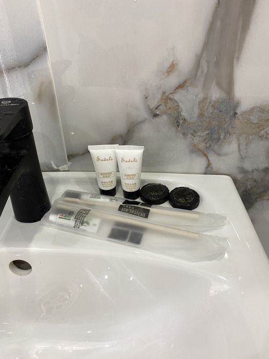 1 ком Люкс   проспект Толе би