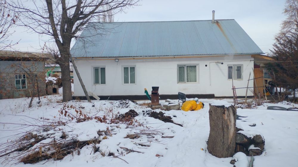 Продам дом в центре возле Аимата