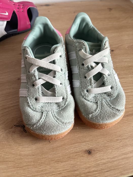 Детски обувки Adidas и Nike, Zara, H&M