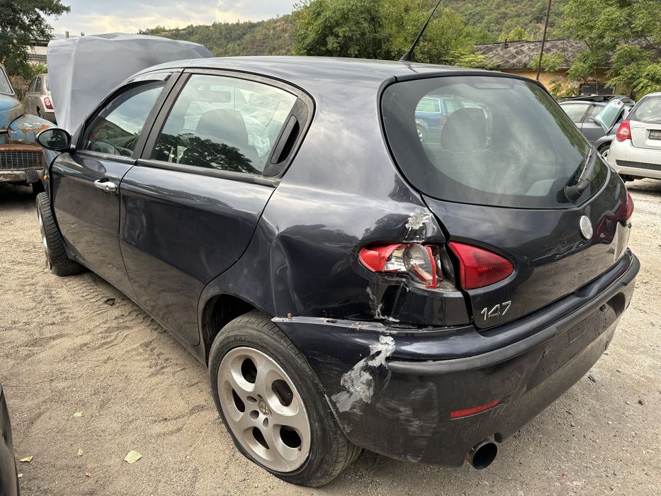 Алфа ромео 147 1.9JTD за части.