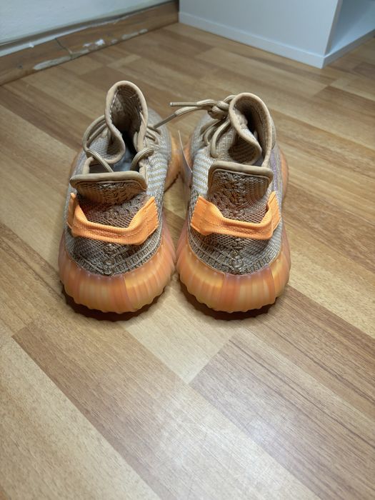 YEEZY 350 V2 “Clay”