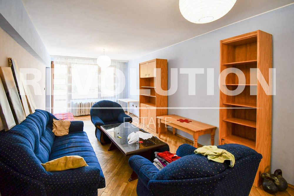 Дава се под наем Тристаен апартамент в София, Медицинска академия - 120 кв.м за 750 € - Снимка #2