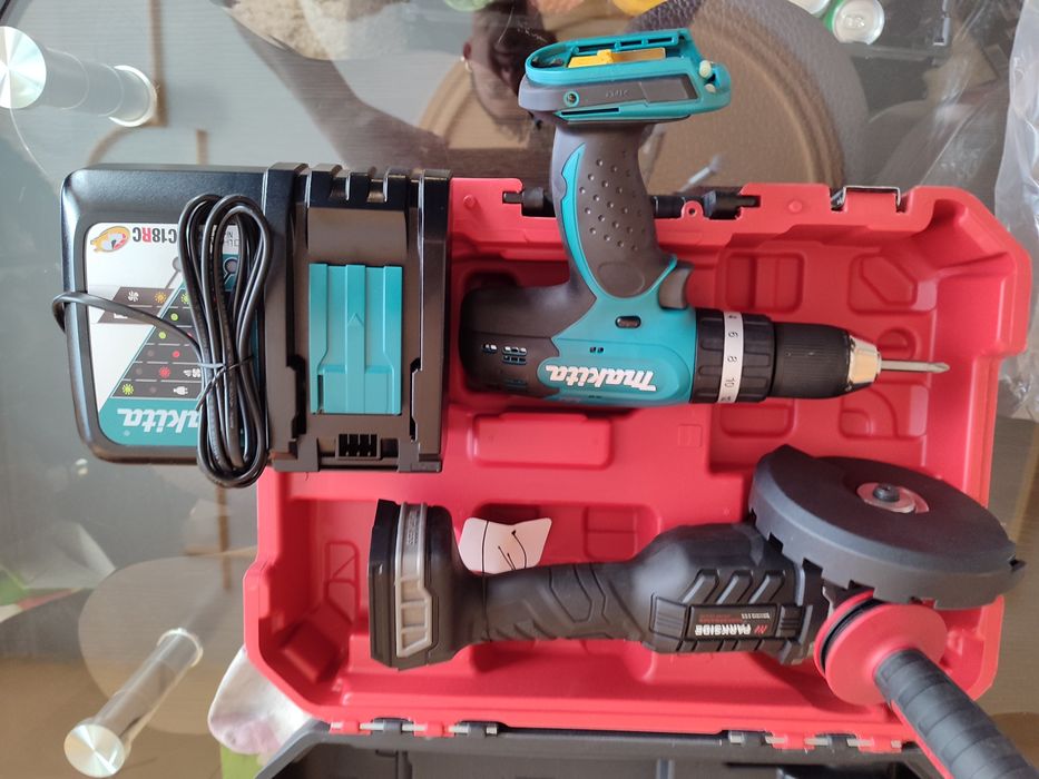 Ударен винтоверт Makita и зарядно устройство Акумулаторен ъглошлайф Pa