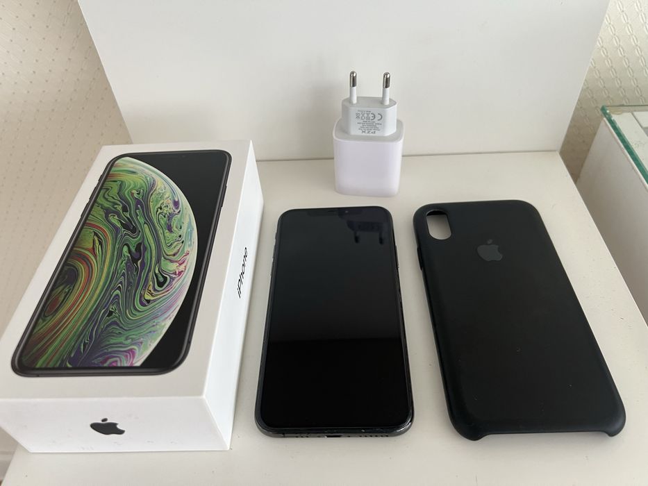 Iphone XS 64gb.