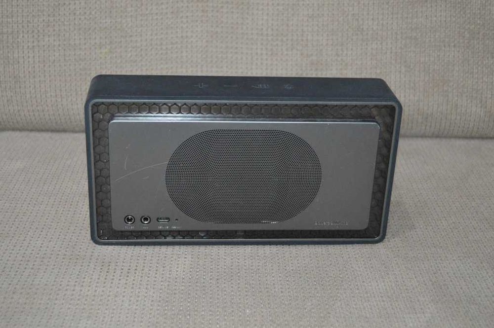 Boxa Bluetooth Bowers & Wilkins T7 - citeste anuntul