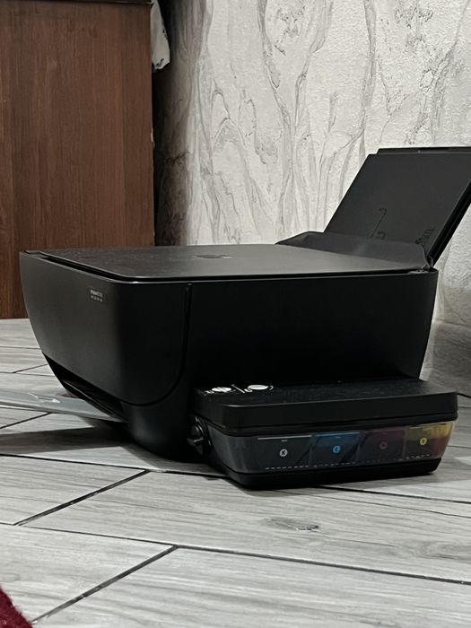 Цветной принтер HP Deskjet GT5820