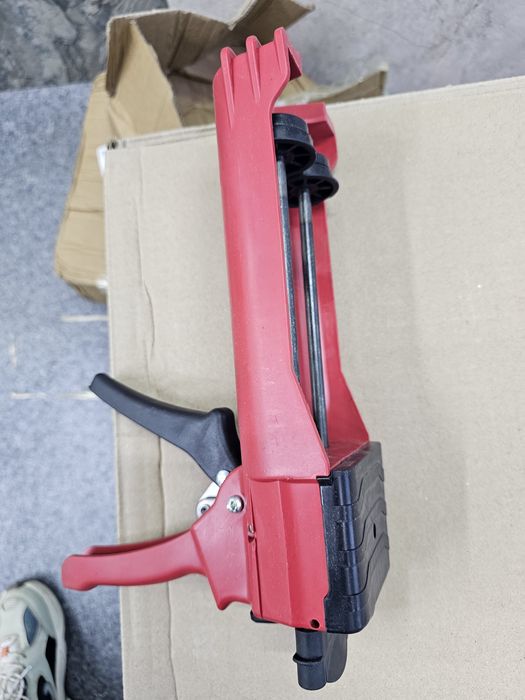 Пистолет от эпоксидной затиркой