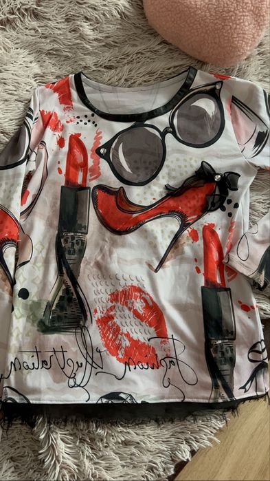 Блуза с дълъг ръкав, много свежа