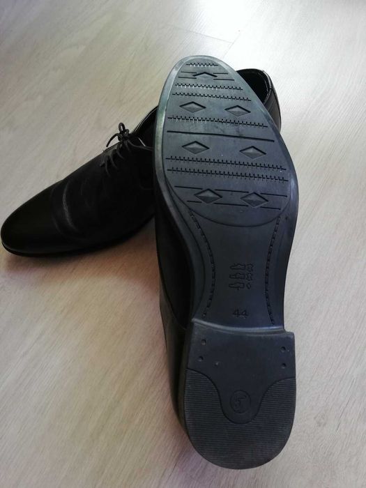 продавам мъжки обувки, 44 номер