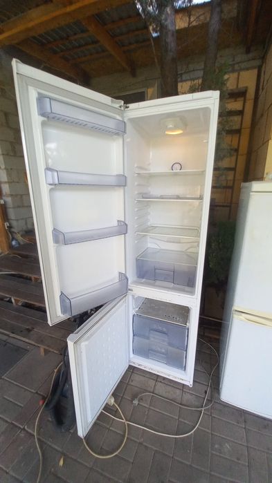 Холодильник Beko