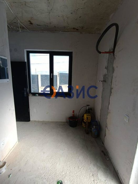 Продава се Многостаен апартамент в с. Маринка, Област Бургас - 165 кв.м за 1516 €/кв.м - Снимка #9