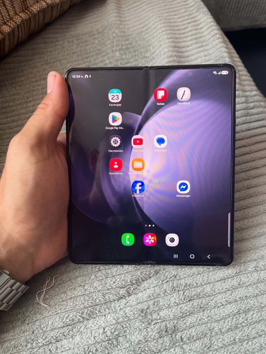 Samsung z fold 5