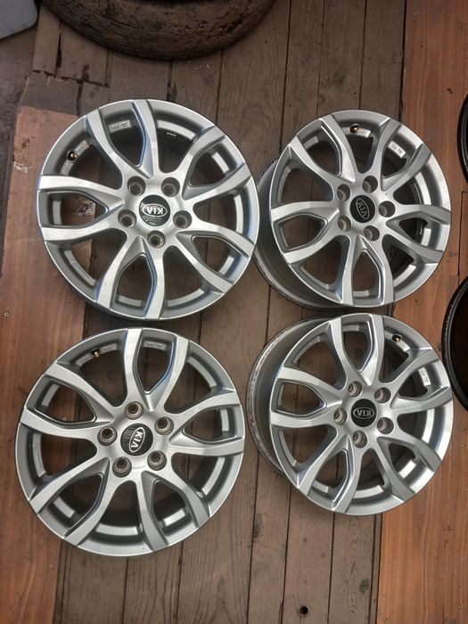 Jante r16 5x114.3 et 50 cb 67.1  mazda kia Hyundai etc