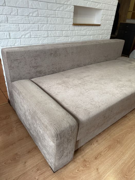 Продам диван. В отличном состоянии !!!