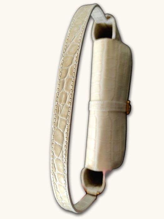 Дамска кожена чанта, By Far Miranda, цвят екрю, нова.