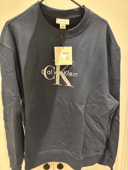 Pulover Calvin Klein M nou