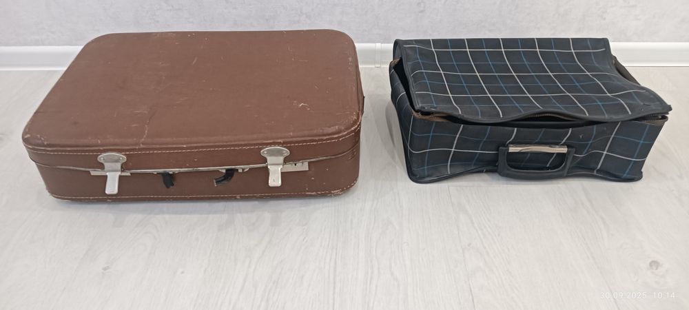 Чемоданы советских времён. Раритет.  Продам.