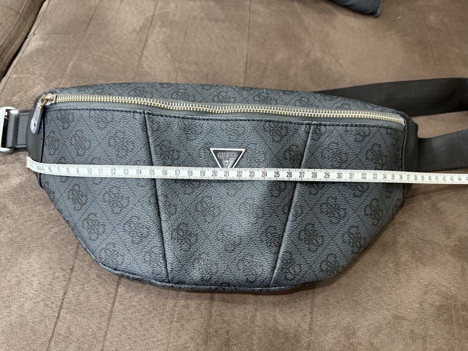 Мъжка чанта Guess