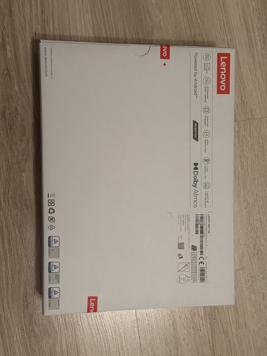 Чисто нов таблет Lenovo idea tab +писалка и кейс
