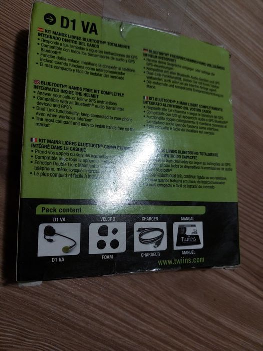 Kit Hands-Free Moto Bluetooth Twiins D1VA – Nou/