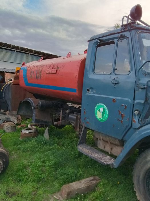 ЗиЛ 4331 поливалка