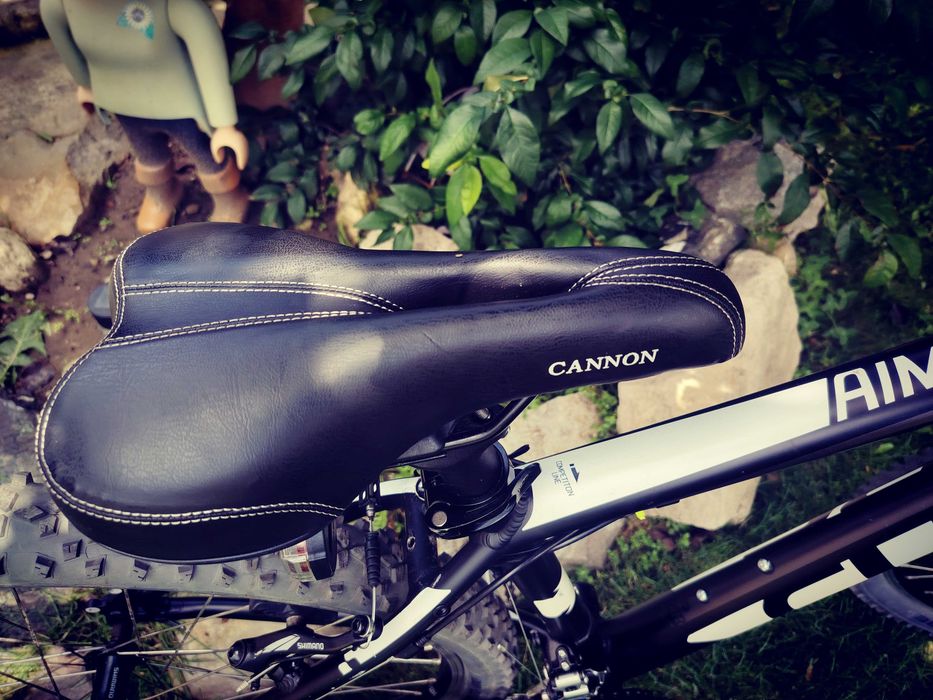 Bicicleta Cube aim 29