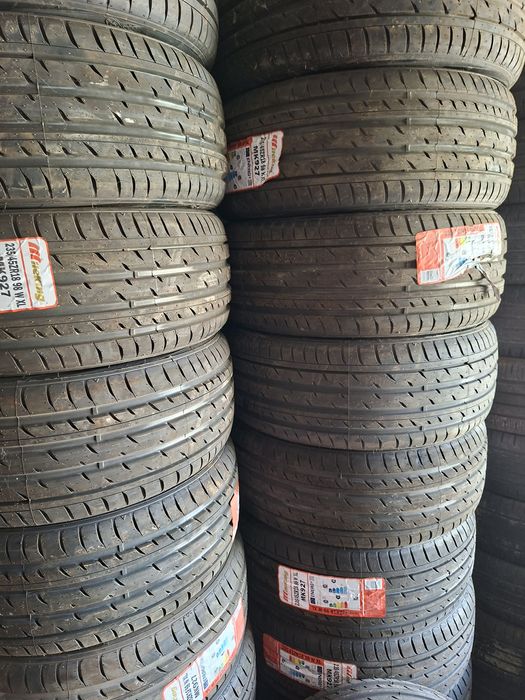 Продам шины. 235/45/18 Китай