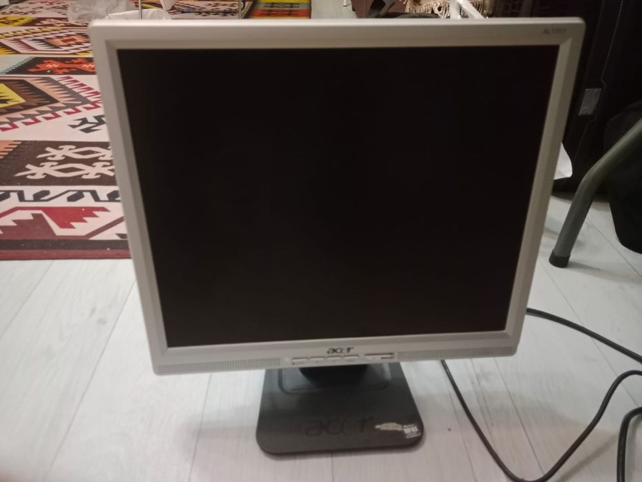 Монитор Acer 2008 года