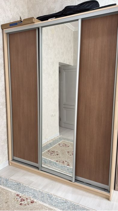 продам шкаф для одежды