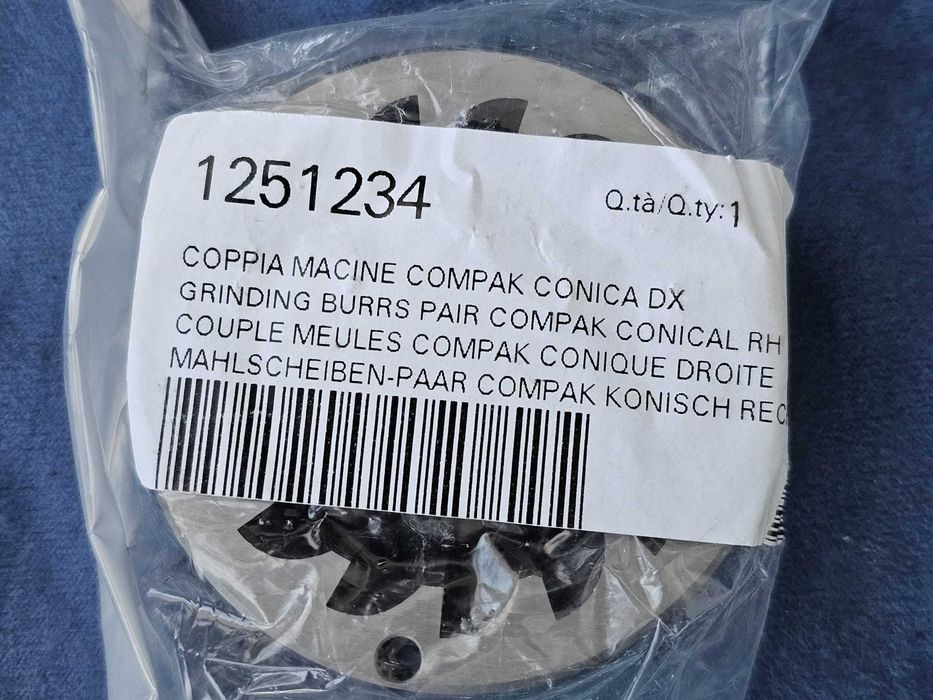 Кафемелачка Compak K10 Fresh