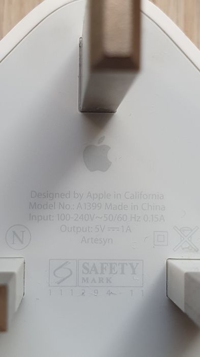 Incarcator Apple UK+adaptor+Cablu Lightning alimentare date Curier OLX