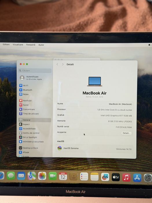 Macbook Air 2019 13 inch i5 256gb