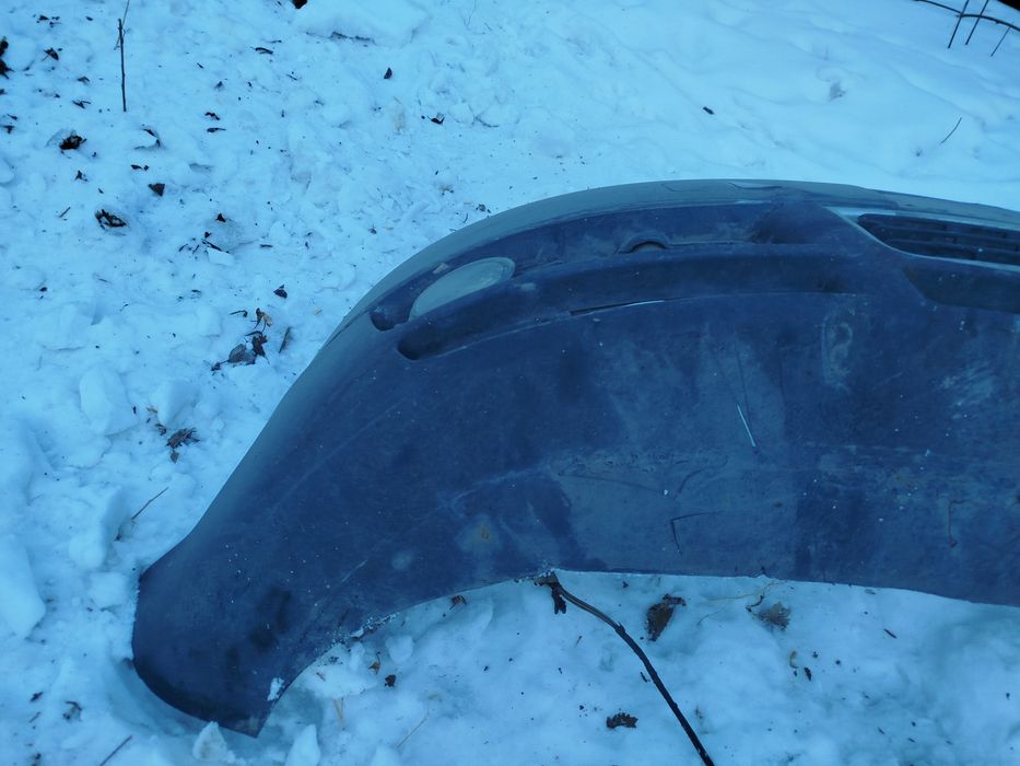 Продам передний бампер Ауди А4 б6