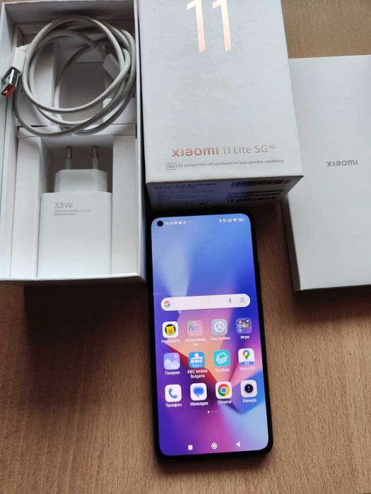 Xiaomi 11 lite 5G dual sim ,128 GB, 8 GB RAM.