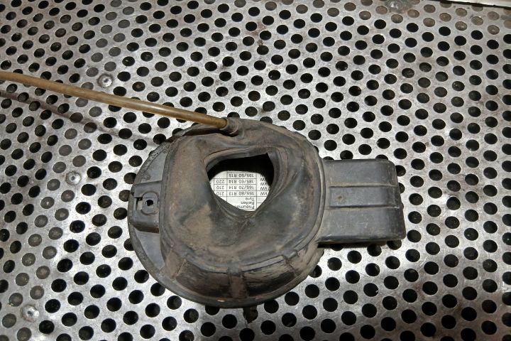 Usita rezervor 6Y6809857 6Y6809857 Skoda Fabia 6Y