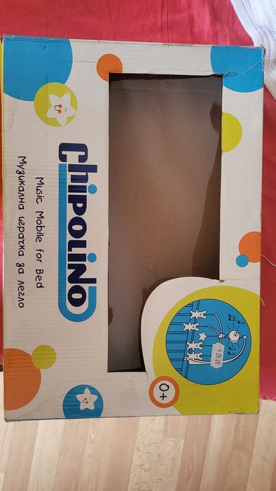 Музикална въртележка с навиване зайчета, много запазена