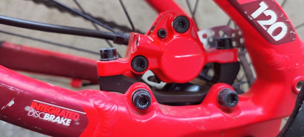 Bicicleta rockrider 540s full suspension