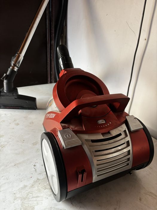 Продается пылесос