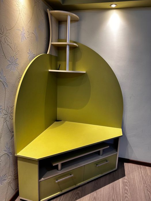 Секция с модерна визия