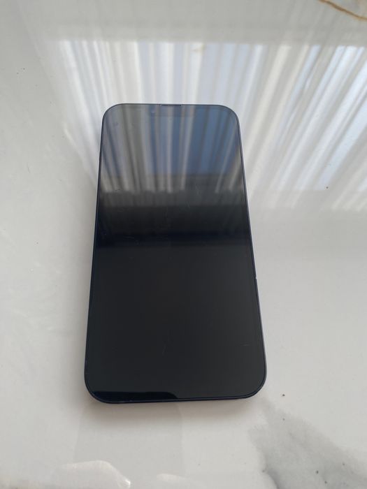 Iphone 13-ЗАКЛЮЧЕН (за части)