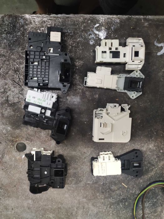 запчасти от стиральной машины крестовина уплотнитель убл замок ручка