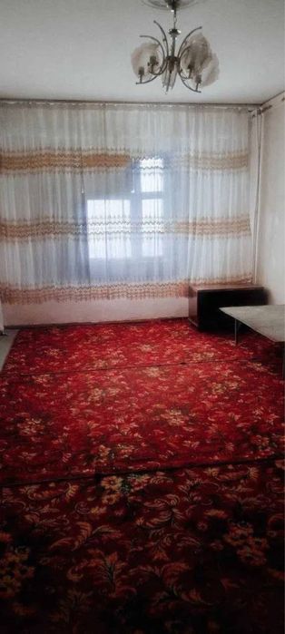 Строитель 3 комнатная 71-Поликлинка,Площадь:80м2,Балкон:2х6,Продается