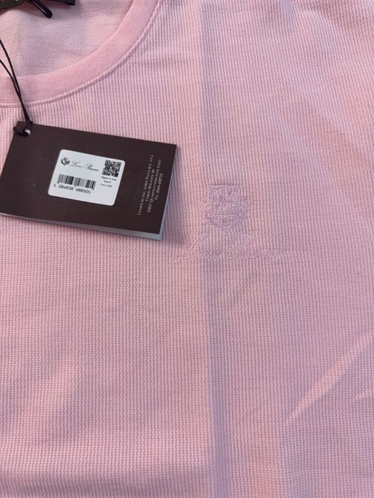 Loro Piana-Автентична чисто нова дамска тениска S-М размер